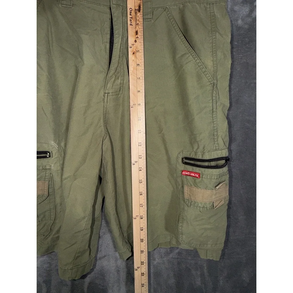 Ecko Unltd Mens Cargo Shorts Size 32 Olive Green Zipper Pockets Cotton Blend